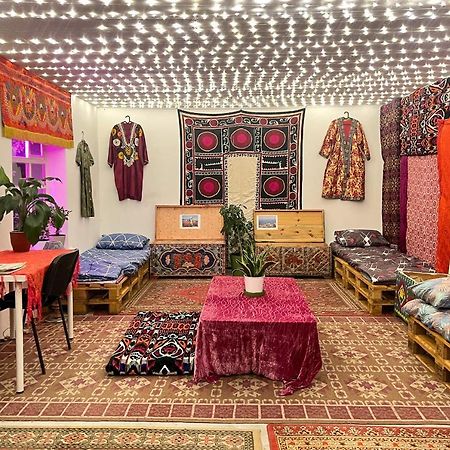 Kuduk Cultural Residence Bishkek Exteriör bild